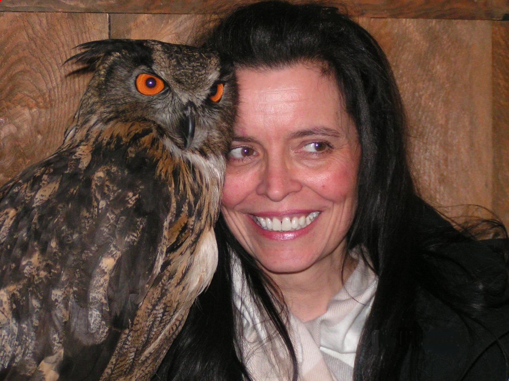 Owner Lynn with Harry Potter owl at the Sundance Film Festival