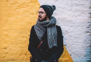 hat and scarf (Stock Snap).jpg