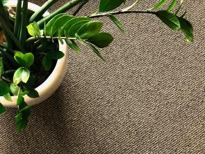 Chemical-free wool carpet and rugs