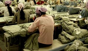 Image: women in sweatshop. Topic: What You Need to Know About Sweatshops